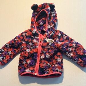 North Face Girls Fuzzy Zipper Jacket 
6 12 Months Hooded with Ears